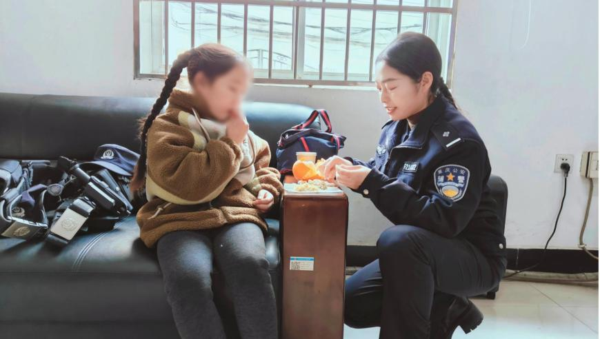 上交所原副总董国群被双开,今晚买四不像,准确资料解释落实_社交版V13.35
